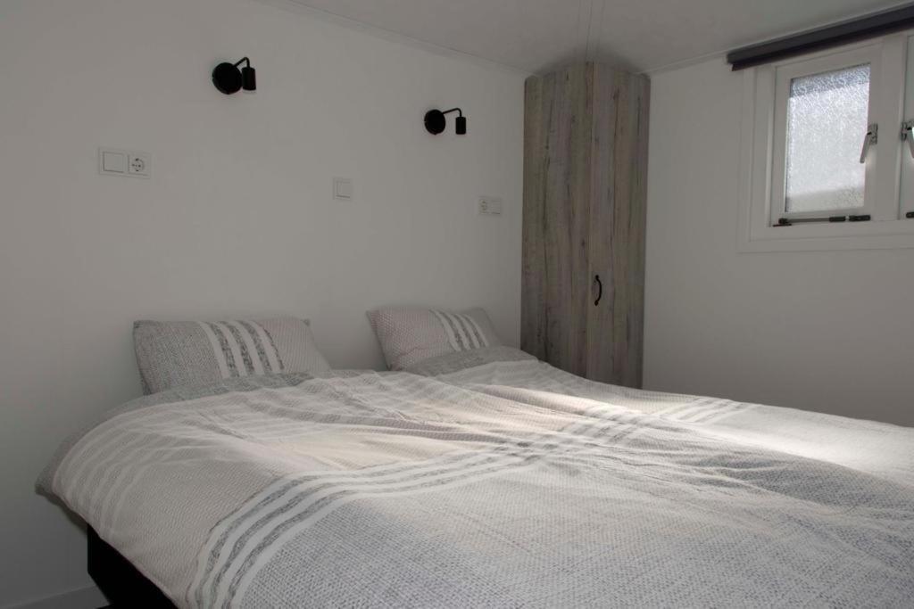 Chalet Huisjes Reewold In Rustige En Mooie Omgeving *